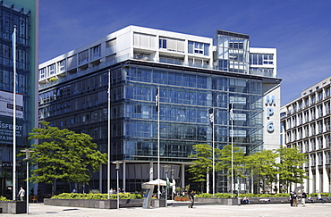 Office buildings and radio studios in the Mediapark Media Park, Cologne, Rhineland, North Rhine-Westphalia, Germany, Europe