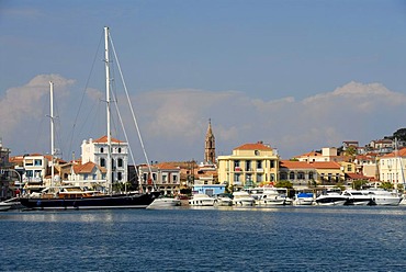 Harbour, yacht and motor boats, Mytilene, Lesbos, Aegean Sea, Greece, Europe