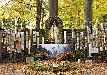 Mary pieta, Catholic pilgrimage site, miraculous image of the Painful Mother of God, candles, Ziemetshausen, In den Stauden, Swabia, Bavaria, Germany, Europe