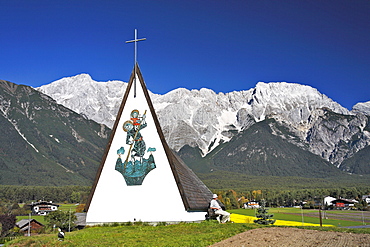 Chapel at Fronhausen, Barwies, Mieminger Plateau, Inntal valley, Tyrol, Austria, Europe