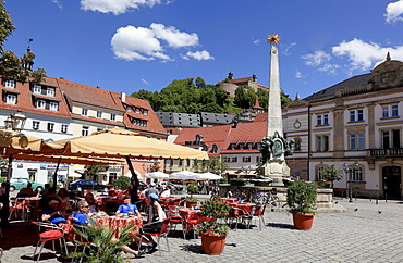 Luitpoldbrunnen fountain on the market square of Kulmbach, Upper Franconia, Bavaria, Germany, Europe