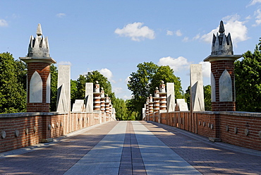 Large Bridge over the ravine, constructed by Vasili Bazhenov, 1778, 1784-85, Tsaritsino, Moscow, Russia