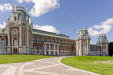 The Grand Palace, by Matvey Kazakov, 1786-1796, Tsaritsino, Moscow, Russia