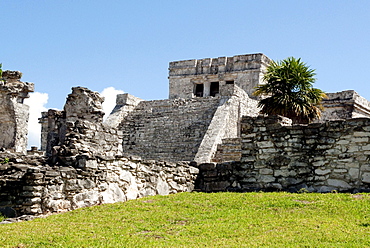 El Castillio, Maya temple in Tulum, Quintana Roo, Mexico, Central America