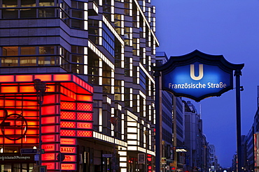 The new shopping area of the capital, with illuminated Quartier 206 and the entrance to the underground station Franzoesische Strasse, Friedrichstrasse, Berlin, Germany, Europe