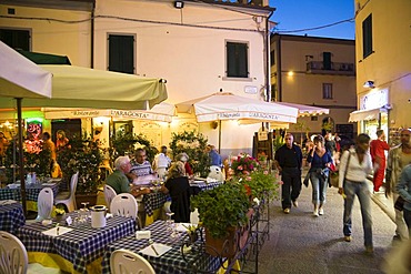 Nightlife in Marina di Campo, Elba, Tuscany, Italy, Europe