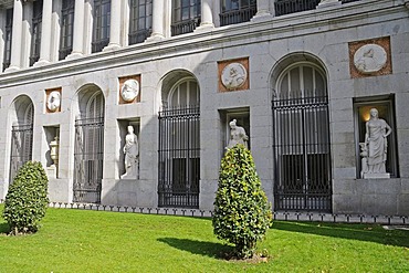 Monument, entrance, Puerta de Velazquez, Prado, museum, Madrid, Spain, Europe