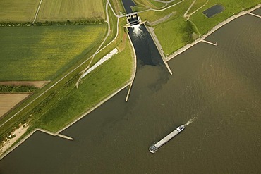 Aerial photo, Emschermuendung Estuary, Rhine River, Dinslaken, North Rhine-Westphalia, Germany, Europe