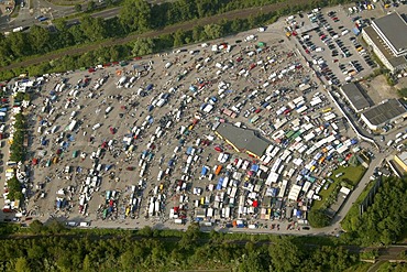 Aerial picture, car trade, market for second-hand cars on the Borbecker drive-in cinema grounds, Essen, Ruhr area, North Rhine-Westphalia, Germany, Europe