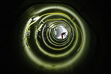 Sewage canal, tunnel, pipe, workman, underground, remodelling of the Emscher River, Emscher-Industrial Waste Canal, Wanne-Eickel, Herne, Ruhr Area, North Rhine-Westphalia, Germany, Europe