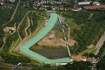 Aerial photograph, alpine centre at the Tetraeder Batenbrock, coal waste dump, Bottrop, Ruhr district, North Rhine-Westphalia, Germany, Europe