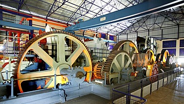 Cogs, sugar press, Laventure du sucre, Sugar Museum, Beau plan, Mauritius, Indian Ocean, Africa