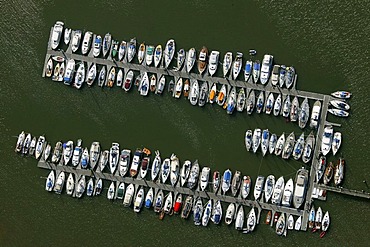 Aerial photograph, boats in the harbor of Spiekeroog, East Frisian Island, Lower Saxony, Germany, Europe