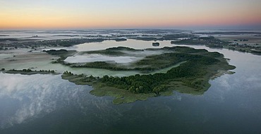 Aerial photograph, Mueritz, River Elde, Mueritz arm, Lake Kleine Mueritz, Mueritz National Park, early morning fog, Mecklenburg Lake District, Rechlin, Mecklenburg-Western Pomerania, Germany, Europe