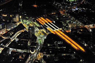 Aerial photo, night shot, Christmas market, city center and train station, Bochum, Ruhr Area, North Rhine-Westphalia, Germany, Europe