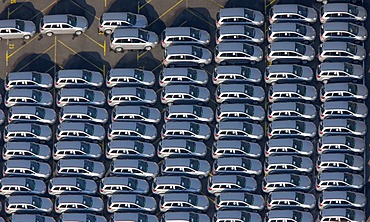 Aerial photo, OPEL Werk 1 Laer, Opel car factory plant 1, parking lot for new ZAFIRA cars before delivery, Bochum, Ruhr district, North Rhine-Westphalia, Germany, Europe