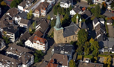 Aerial photo, Protestant Christuskirche church, Plettenberg, Maerkischer Kreis, Sauerland, North Rhine-Westphalia, Germany, Europe