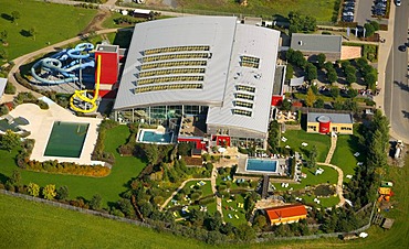 Aerial photo, Erlebnisbad Aquamagis water park, Lenne river, Plettenberg, Maerkischer Kreis, Sauerland, North Rhine-Westphalia, Germany, Europe