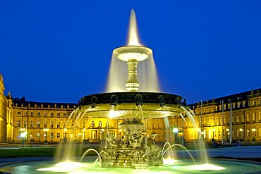 Fountain, Schlossplatz Square, Stuttgart, Baden-Wuerttenberg, Germany, Europe