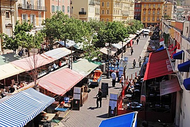 Flower and vegetable market, Cours Saleya, Nice, Alpes-Maritimes, Provence-Alpes-Cote d'Azur, Southern France, France, Europe