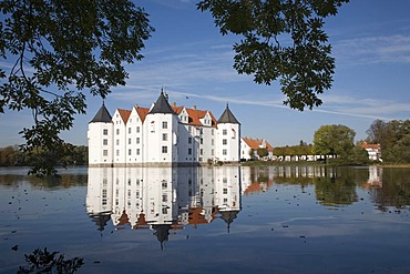 Wasserschloss Gluecksburg Palace, Schleswig-Holstein, Germany, Europe