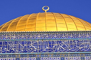 Golden dome of the Dome of the Rock, Qubbet es-Sakhra, on Temple Mount, Jerusalem, Israel, Western Asia, Orient