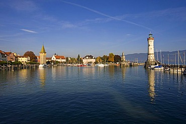 Lighthouse, harbour, Lindau, Lake Constance, Bavaria, Germany, Europe