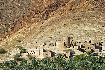 Houses made of clay in Birkat al Mawz, Sultanate of Oman, Middle East