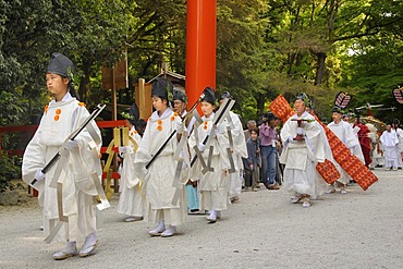 Return of the procession from the Hie mountain to the Shimogamo shrine, end of the ceremonial acts, Kyoto, Japan, Asia