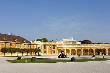 Forecourt in front of Schoenbrunn Palace, Vienna, Austria, Europe