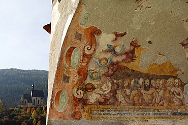 Fresco 'Zug der Seligen' on the outer wall of the St. Matthaeus town parish church, St. Matthew Church, Murau, Styria, Austria, Europe