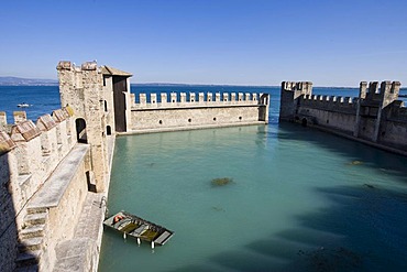 Harbour at Scaligero Castle, Sirmione, Lake Garda, Lago di Garda, Lombardy, Italy, Europe