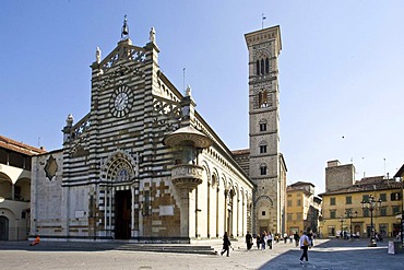 Santo Stefano Cathedral, outdoor pulpit, campanile, Prato, Tuscany, Italy, Europe