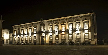 The Bishop's palace next to the Cathedral of Porto, historic centre of Porto with the Ribeira Quay, Porto, UNESCO World Cultural Heritage Site, Portugal, Europe