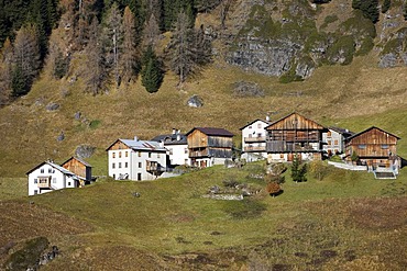 Old village near Andraz Castle, Castello Andraz, Buchenstein Castle, Castello Buchenstein, Belluno, Italy, Europe