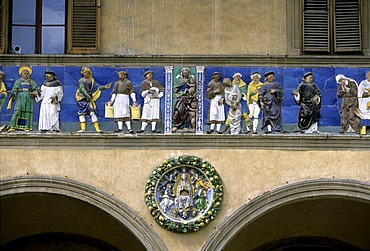 Maiolica frieze, Ospedale del Ceppo, Pistoia, Tuscany, Italy, Europe