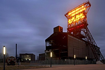 Consolidation Coal Mine Industrial Complex with a light installation, Gelsenkirchen, Ruhr district, North Rhine-Westphalia, Germany, Europe