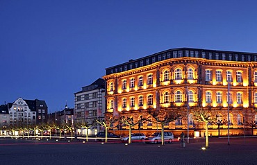 Burgplatz square, historic town centre, Duesseldorf, North Rhine-Westphalia, Germany, Europe