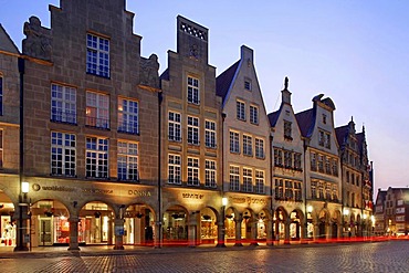 Gable houses on Prinzipalmarkt Square, Muenster, Muensterland, North-Rhine Westphalia, Germany, Europe