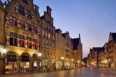 Gable houses on Prinzipalmarkt Square, Muenster, Muensterland, North-Rhine Westphalia, Germany, Europe