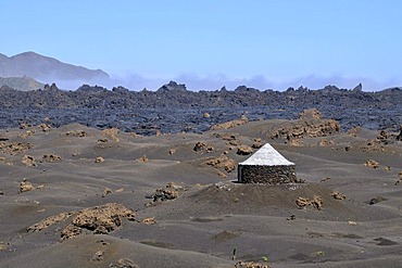 Traditional hut, Cha das Caldeiras, Pico de Fogo Volcano, Fogo Island, Cape Verde Islands, Africa