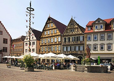 Marktplatz Square, Bad Mergentheim an der Tauber, Baden-Wuerttemberg, Germany, Europe