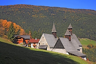 Dreikirchen near Barbian, Bolzano-Bozen, Italy, Europe