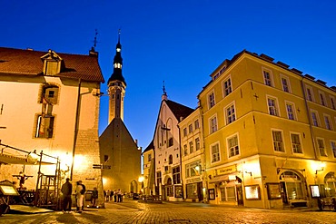 Historic centre of Tallinn in evening light, town hall, Tallinn, Estonia, Baltic States, North Europe