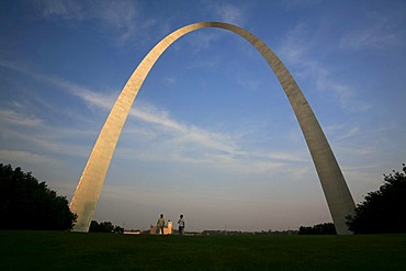 "The Arch", landmark of the city St. Louis, Mississippi, Missouri, USA