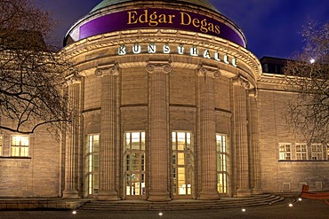 Illuminated building of the art museum Hamburger Kunsthalle at night, Edgar Degas exhibition, Hamburg, Germany, Europe