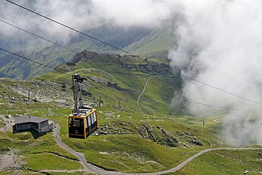 Cable car from the mountain station of Hoefatsblick to the summit station of Nebelhorn Mountain, Allgaeuer Alps, Bavaria, Germany, Europe