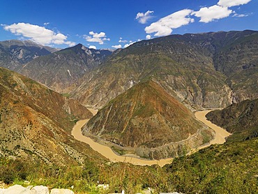 Three Yangtze canyons in the headwaters near Pondzirak, in Chinese Benzilan, Tibet, China, Asia