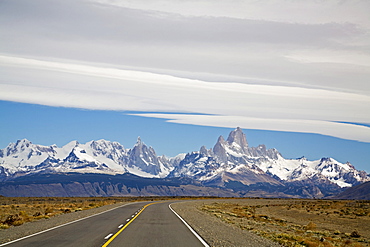 Road Ruta 40 to the Fitz Roy massiv, Argentinia, Patagonia, South America