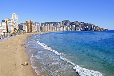 Playa de Levante Beach and high-rise buildings, Benidorm, Alicante, Costa Blanca, Spain